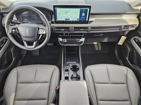 New 2026 Lincoln Corsair Premiere image 24