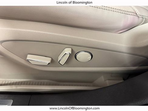 Certified 2022 Lincoln Nautilus Reserve w/ Class II Trailer Tow Package image 35