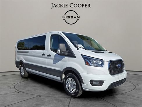 Used 2023 Ford Transit 350 XLT image 7