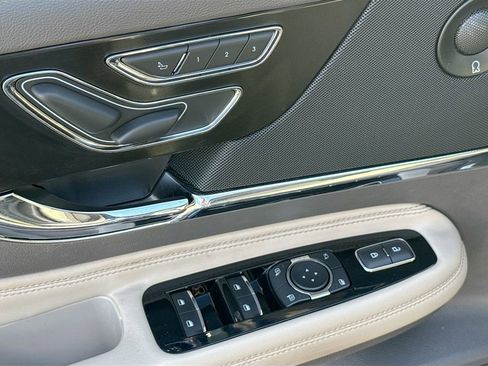 Used 2022 Lincoln Corsair Reserve w/ Equipment Group 201A image 24