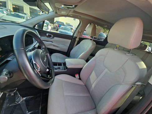 Used 2025 Kia Sorento S w/ Panoramic Sunroof Package FWD image 15