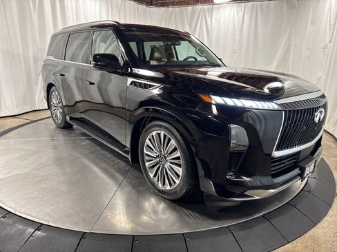 Certified 2025 INFINITI QX80 Luxe AWD/4WD image 10