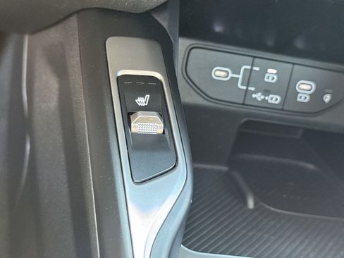 Used 2025 Kia Sorento EX w/ Panoramic Sunroof Package image 34