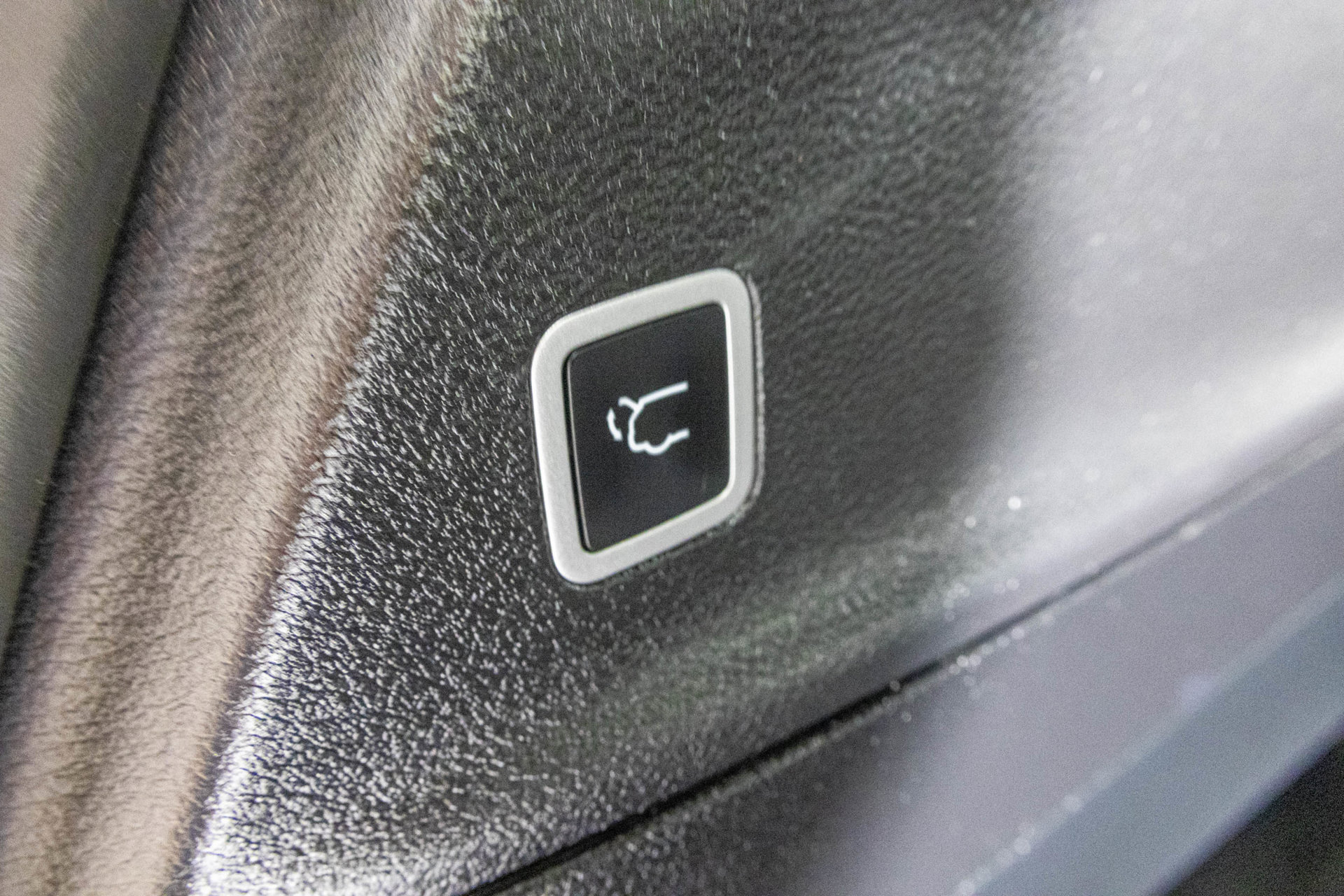 Used 2025 Chrysler Pacifica Limited FWD image 41