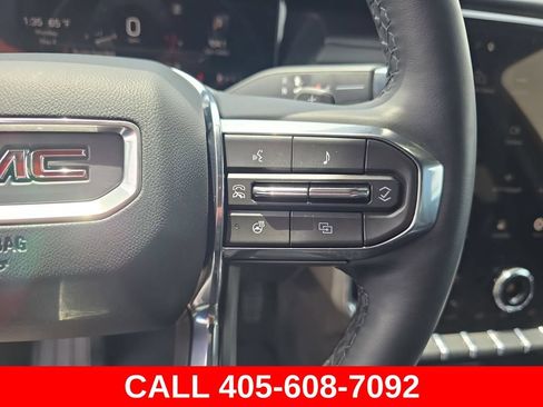 Used 2026 GMC Acadia Elevation w/ Elevation Premium Package AWD/4WD image 19