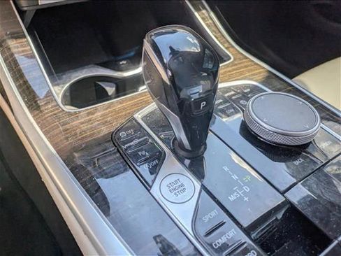 Used 2020 BMW X7 xDrive40i image 11