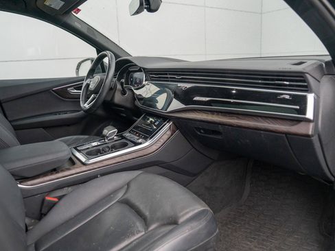 Used 2020 Audi Q7 3.0T Prestige w/ Prestige Package image 24