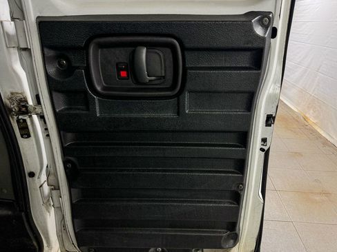 Used 2014 Chevrolet Express 3500 3500 CARGO VAN image 14