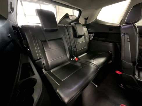 Used 2022 Volkswagen Atlas SE image 17