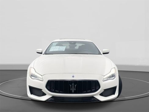 New 2022 Maserati Quattroporte Modena image 3