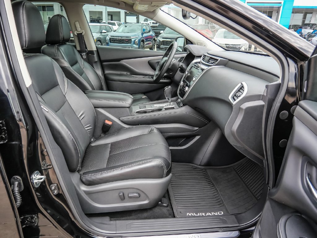 Used 2020 Nissan Murano SL w/ Moonroof Package FWD image 15