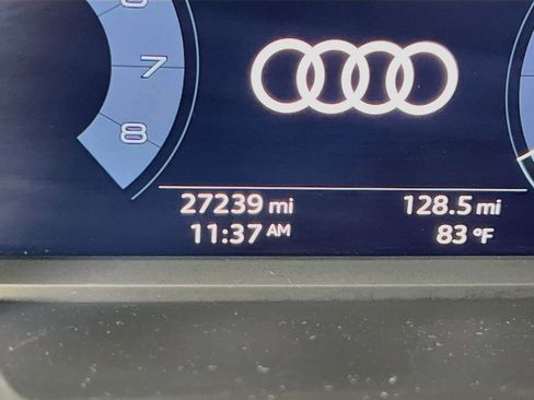 Used 2021 Audi Q3 2.0T Premium w/ Convenience Package AWD/4WD image 12