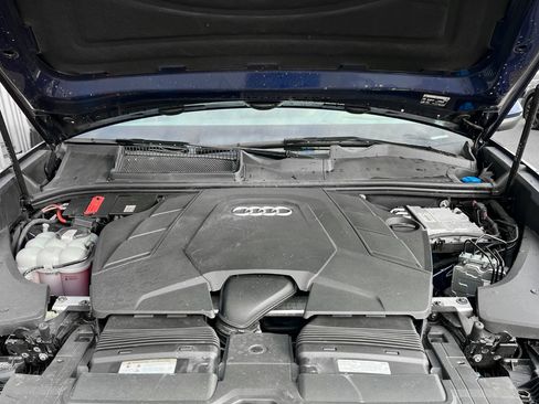 Used 2022 Audi Q8 Prestige image 13