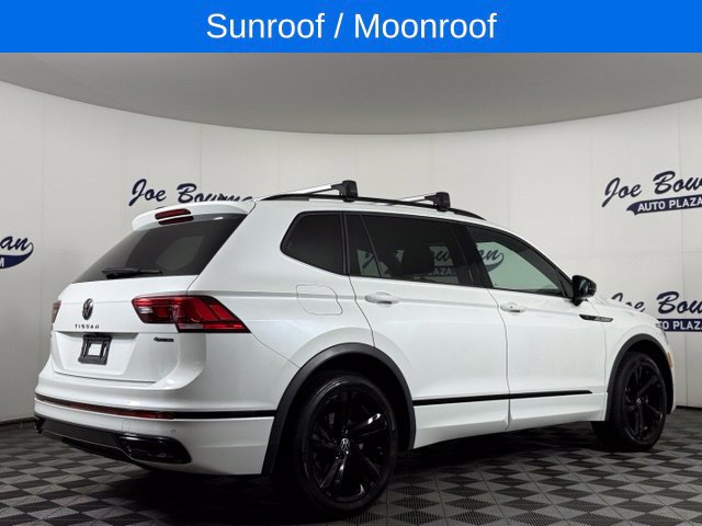 Used 2023 Volkswagen Tiguan SE R-Line AWD/4WD image 7