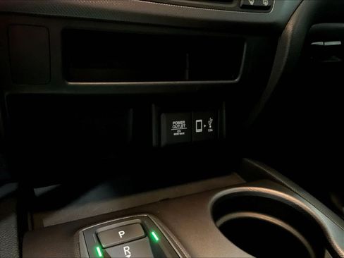 Used 2021 Honda Ridgeline Sport image 17