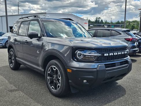 New 2026 Ford Bronco Sport Outer Banks w/ Outer Banks Tech Package+ AWD/4WD image 8