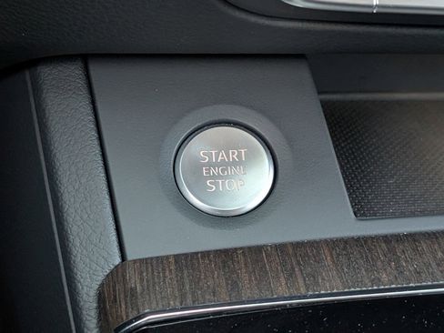 Used 2025 Audi Q5 e Premium image 33