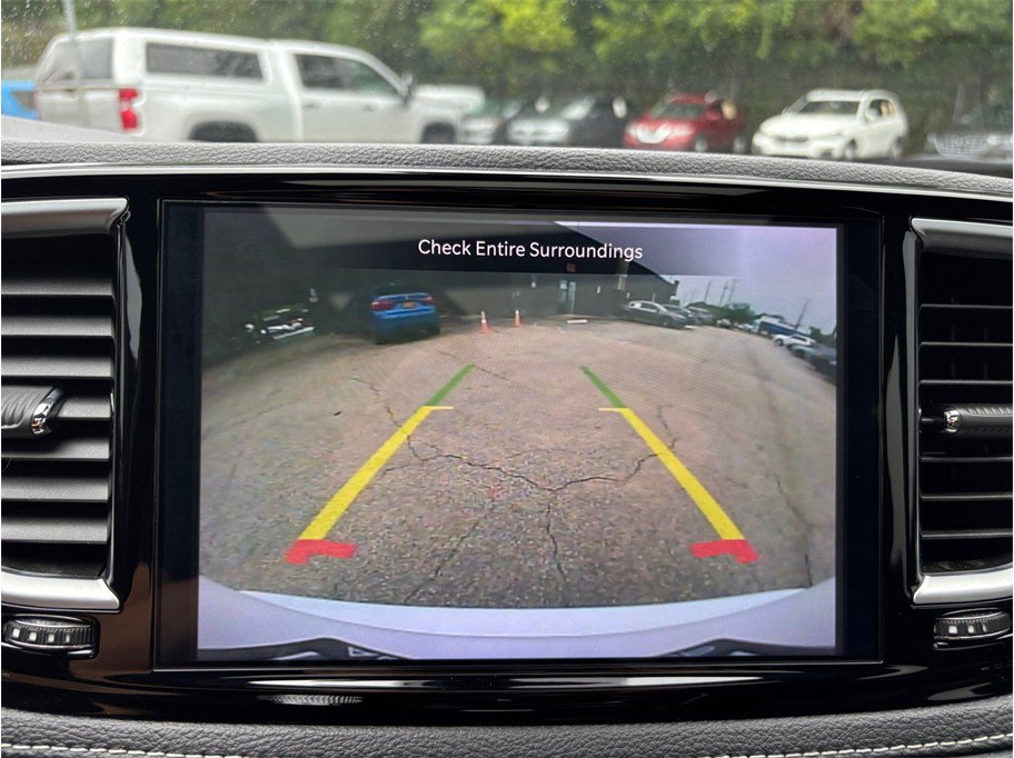Used 2024 Chrysler Pacifica Limited w/ S Appearance Package AWD/4WD image 32