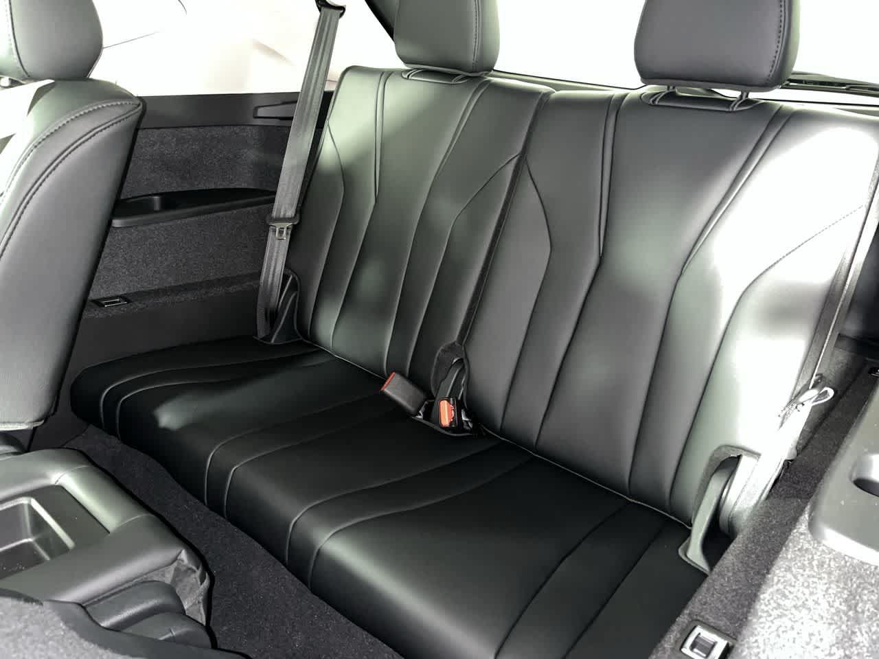 Used 2026 Acura MDX SH-AWD image 27