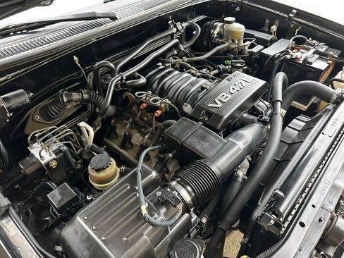 Used 2005 Toyota Sequoia Limited image 39