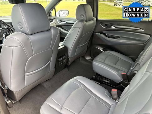 Used 2024 Buick Enclave Premium image 15