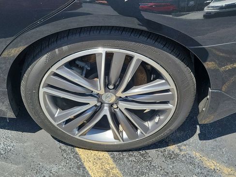 Used 2017 INFINITI Q50 3.0t Premium w/ Driver Assistance Package RWD image 6