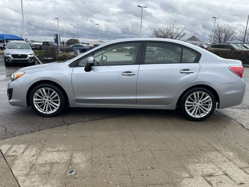 Used 2012 Subaru Impreza 2.0i Limited image 4