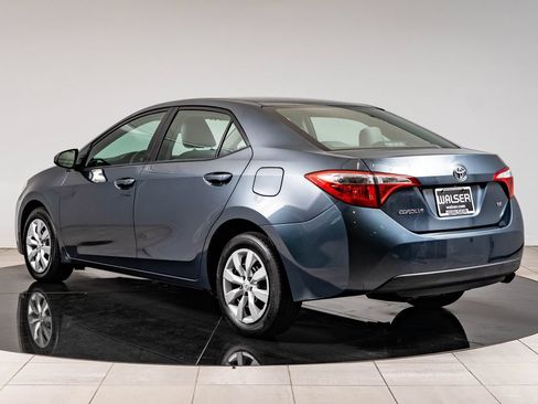 Used 2015 Toyota Corolla LE FWD image 6