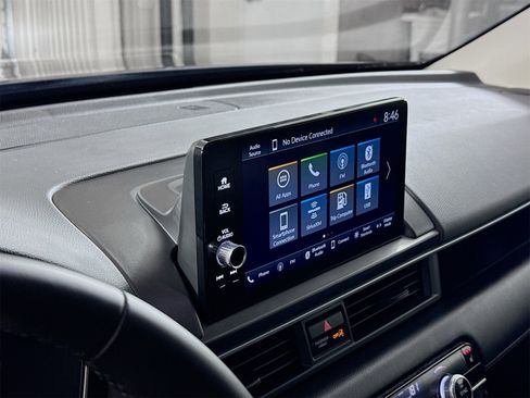 Used 2024 Honda Pilot EX-L image 12