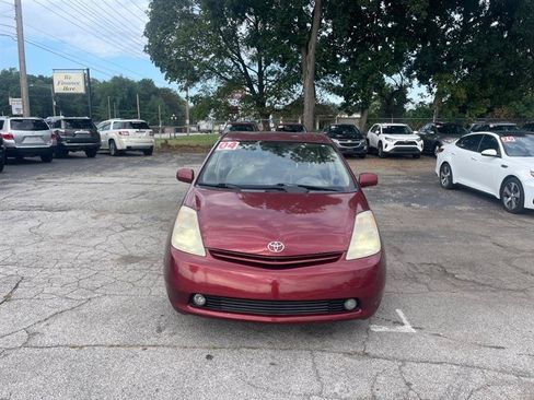 Used 2004 Toyota Prius w/ Pkg 9 FWD image 2