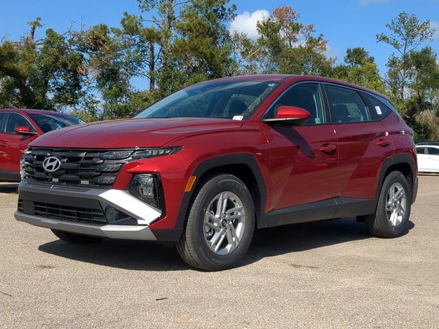 New 2025 Hyundai Tucson SE FWD image 2
