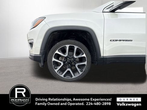 Used 2017 Jeep Compass Limited w/ Navigation Group image 11