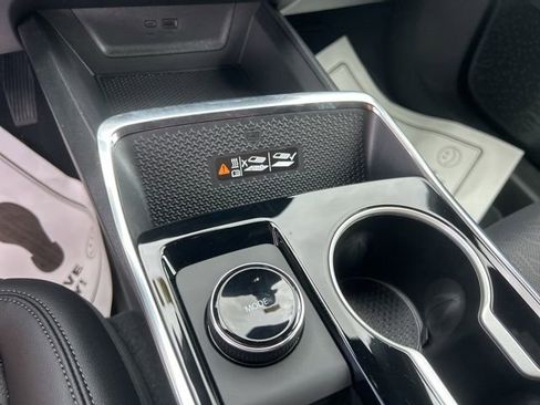 New 2026 Chevrolet Equinox LT w/ Convenience Package II image 27