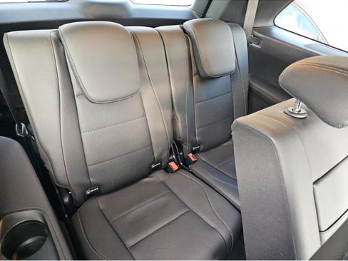 Used 2025 Mercedes-Benz GLS 450 4MATIC image 9