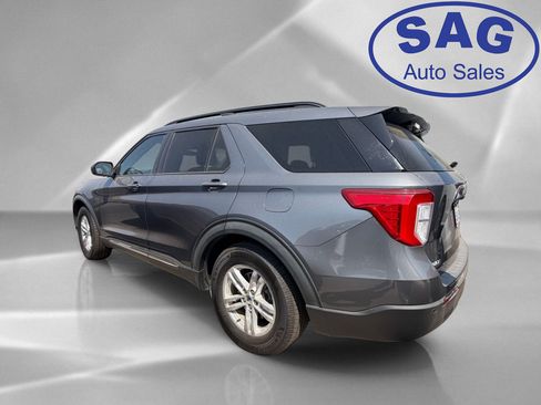 Used 2021 Ford Explorer XLT RWD image 4