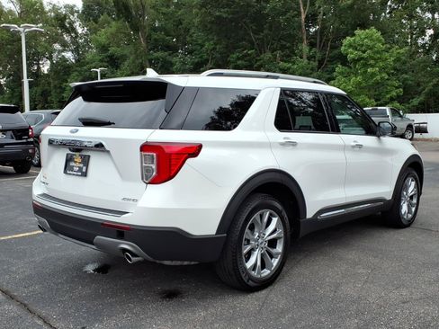 Used 2023 Ford Explorer Limited w/ Limited Technology Package AWD/4WD image 13