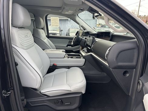 New 2025 Ford Expedition Max Platinum w/ Platinum Ultimate Package image 14