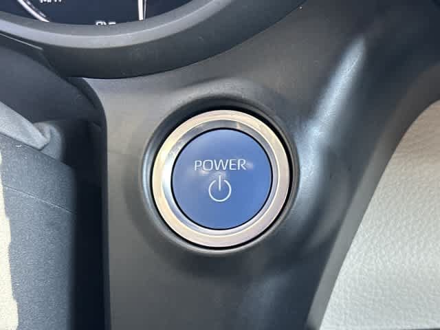 Used 2023 Toyota Sienna Platinum AWD/4WD image 12