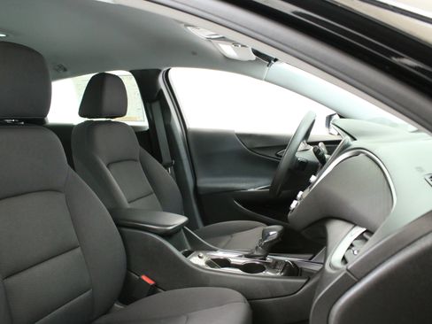 Used 2022 Chevrolet Malibu LS FWD image 29