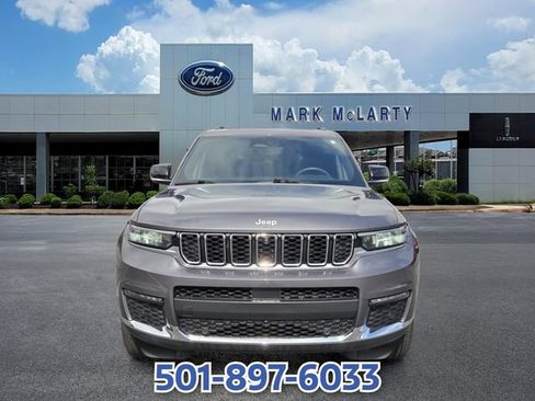 Used 2024 Jeep Grand Cherokee L Limited w/ Luxury Tech Group II AWD/4WD image 8
