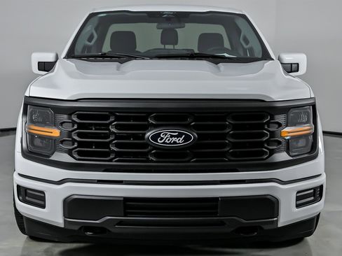 Used 2025 Ford F150 XL image 5