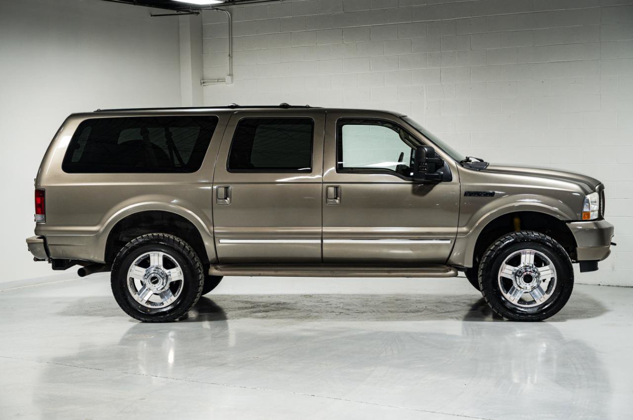 Used 2003 Ford Excursion Limited AWD/4WD image 2