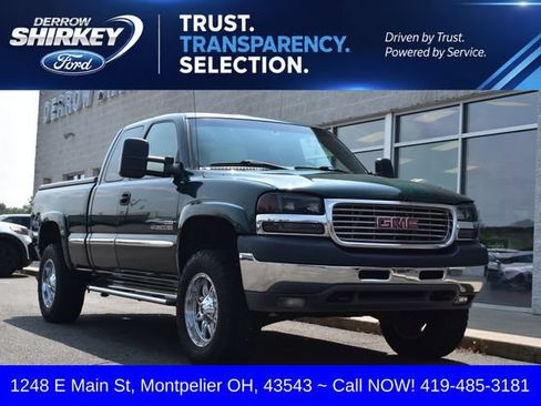 Used 2001 GMC Sierra 2500 4x4 Extended Cab HD w/ Convenience Plus Group image 1