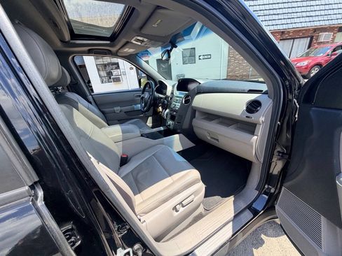 Used 2011 Honda Pilot Touring image 60