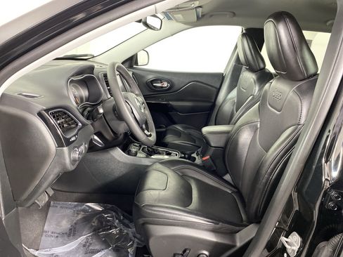 Used 2023 Jeep Cherokee Altitude Lux image 15