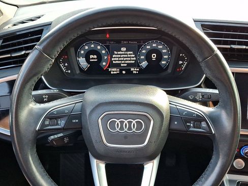 Used 2020 Audi Q3 2.0T Premium w/ Convenience Package AWD/4WD image 20