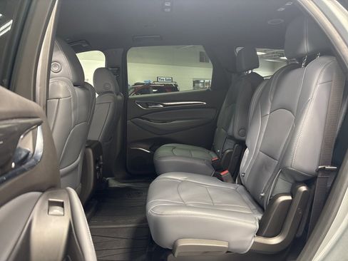 Used 2024 Buick Enclave Essence w/ Sport Touring Edition image 33
