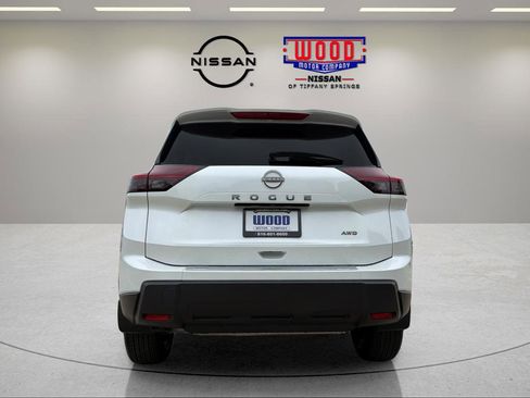 New 2026 Nissan Rogue SV w/ Cold Weather Package AWD/4WD image 3
