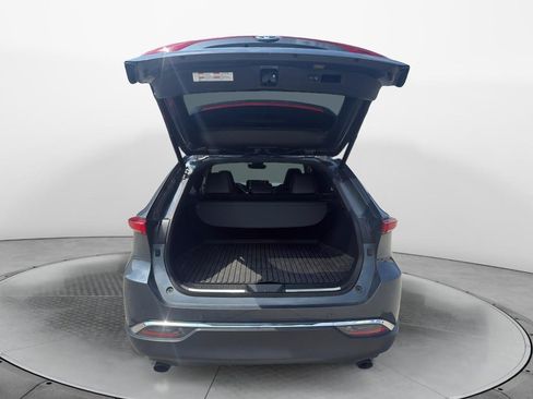 Used 2021 Toyota Venza XLE w/ Carpet Mat Package (TMS) AWD/4WD image 5