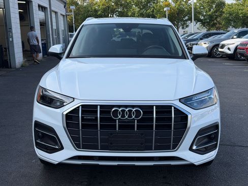 Used 2021 Audi Q5 2.0T Premium Plus w/ Premium Plus Package AWD/4WD image 6